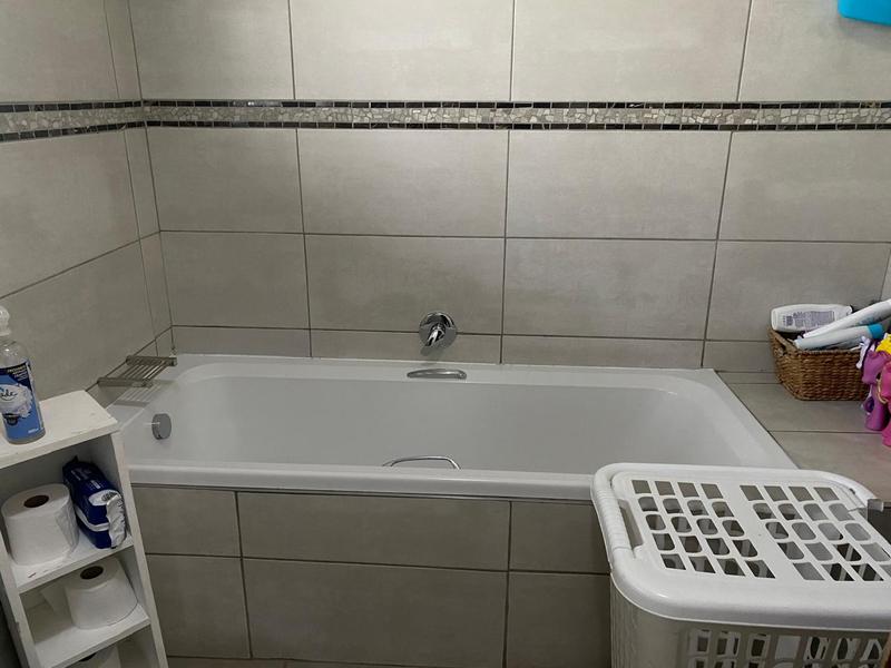 4 Bedroom Property for Sale in Bergsig Eastern Cape
